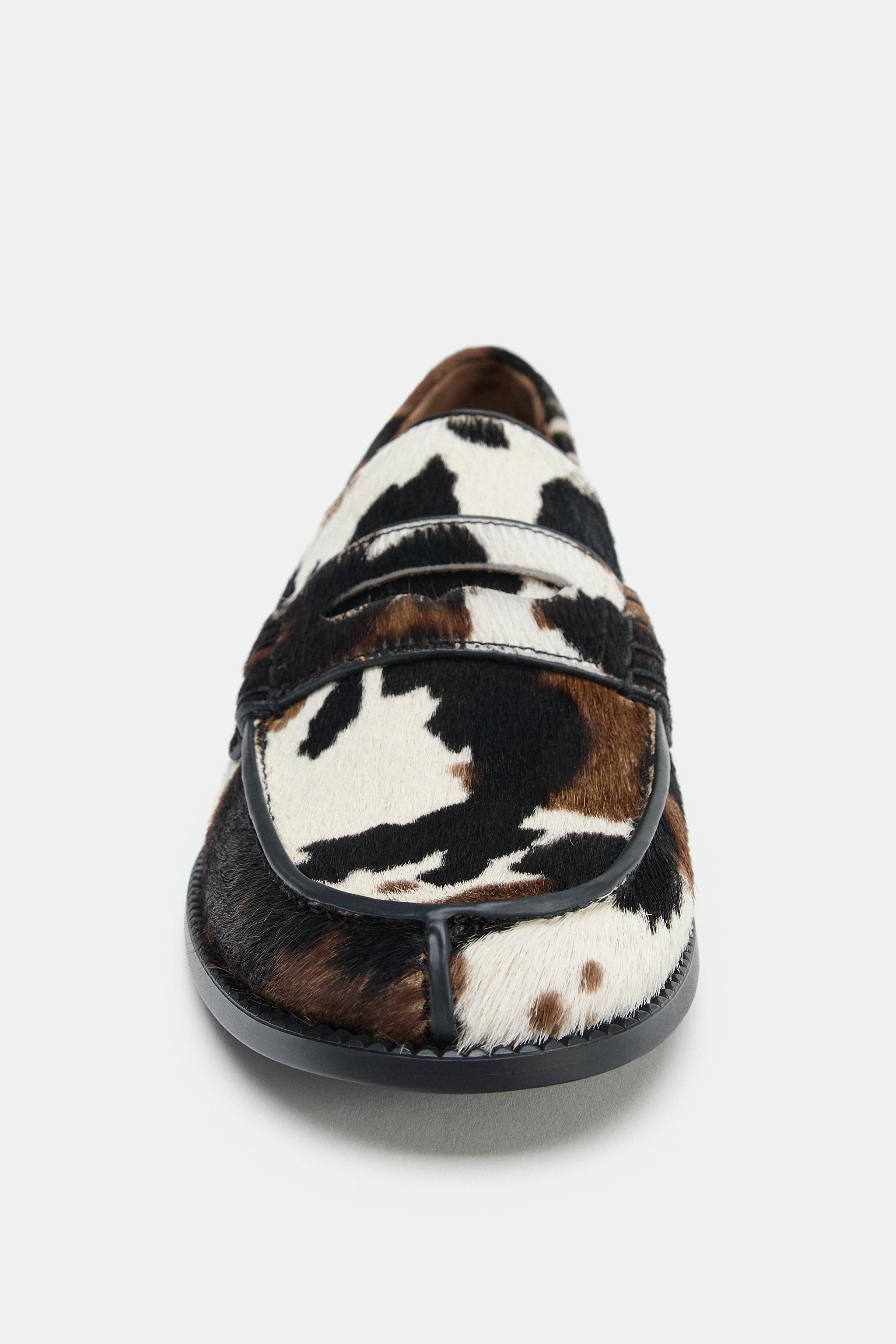 MOCASSINS EN CUIR À IMPRIMÉ ANIMALIER